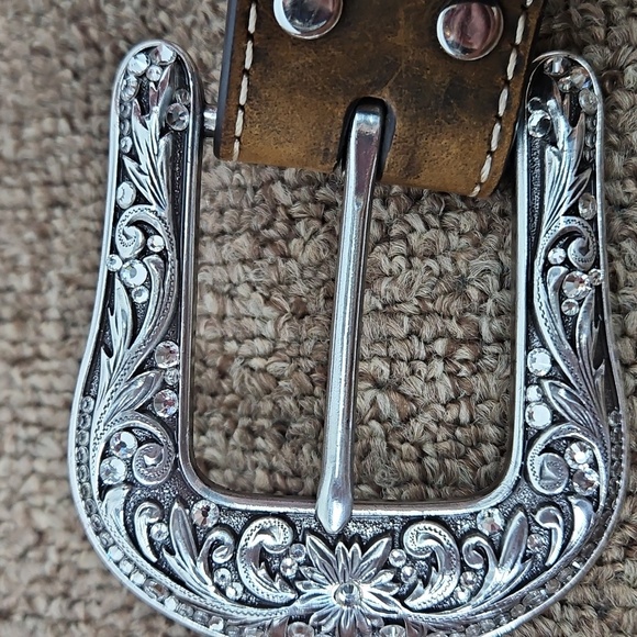Nocona Belt Co Brown Floral Rhinestones Silver Buckle Sz Med Womens - Picture 4 of 8